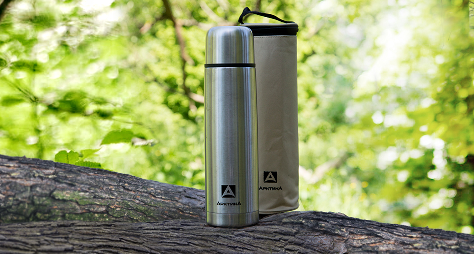 Классический термос в чехле