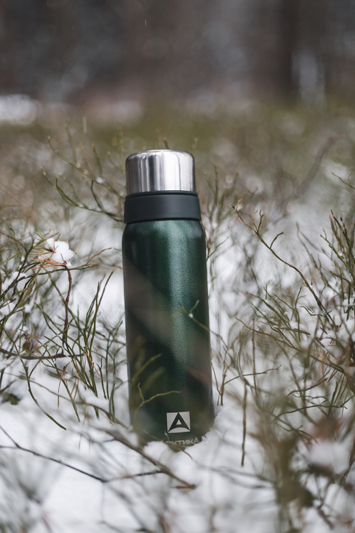 Зеленый термос 106 с узким горлом и ситечком на 1.2л - 2