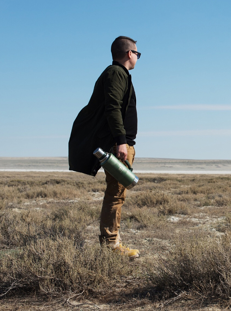 Зеленый термос 106 «УАЗИК» на 2.2л с ручкой - 8 Зеленый термос 106 «УАЗИК» на 2.2л с ручкой - 8