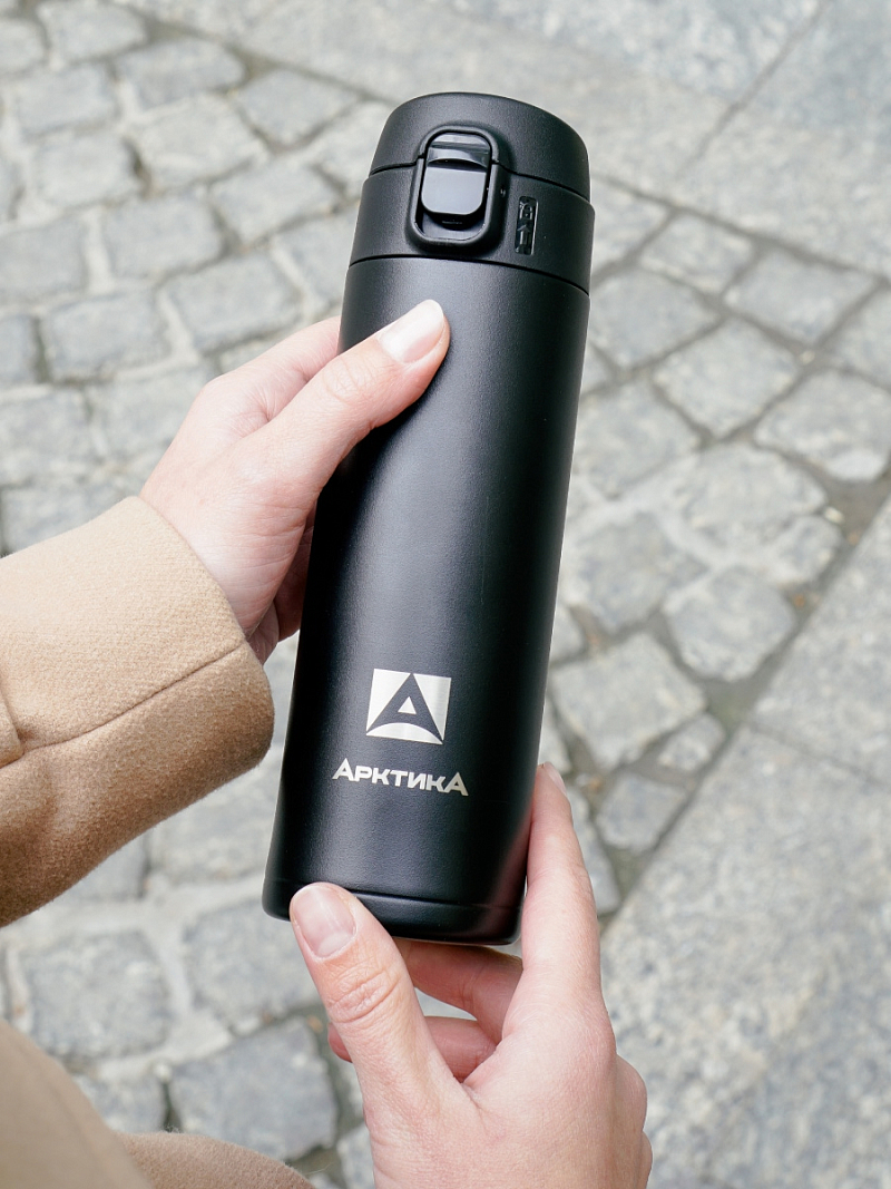 Черная термокружка 701 с ситечком на 0.42л - 3