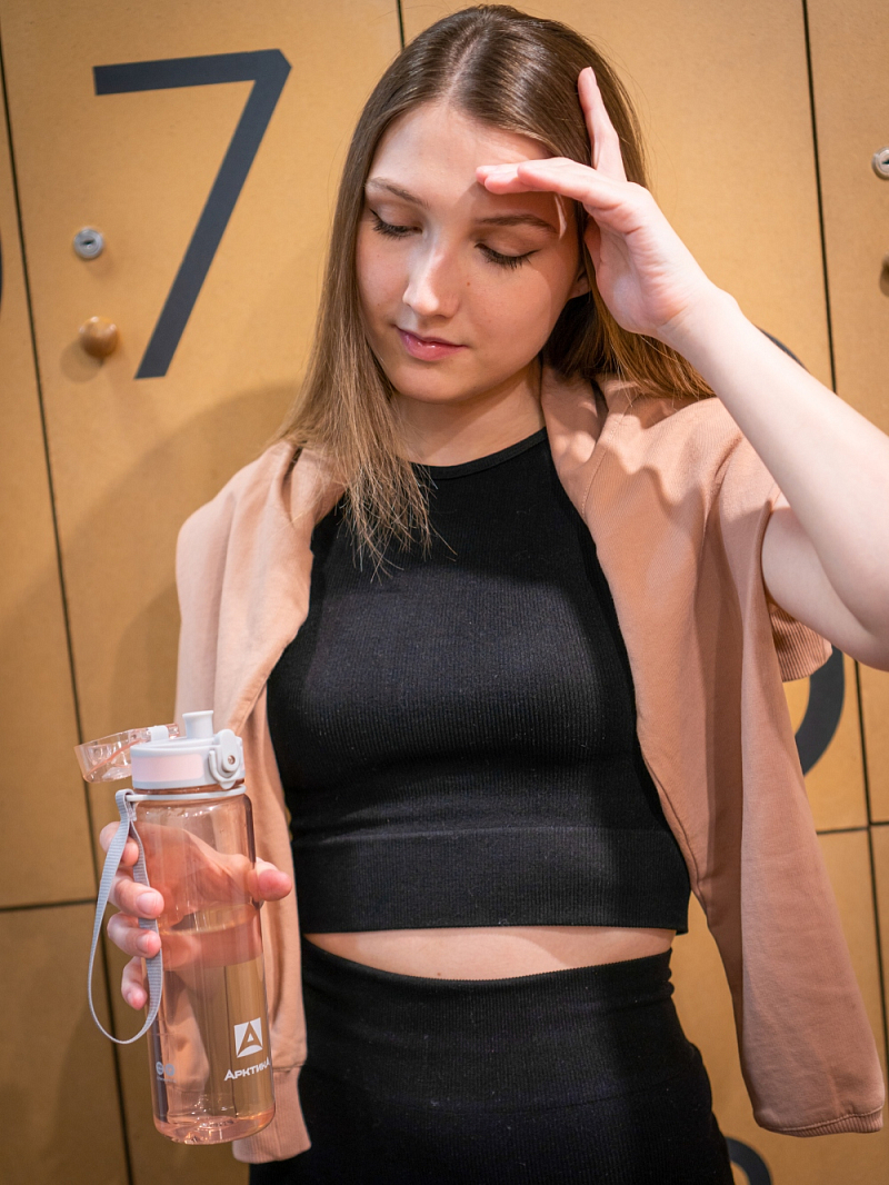 Питьевая бутылка 720 из тритана 0.5л, розовая глянцевая, с ситечком - 4