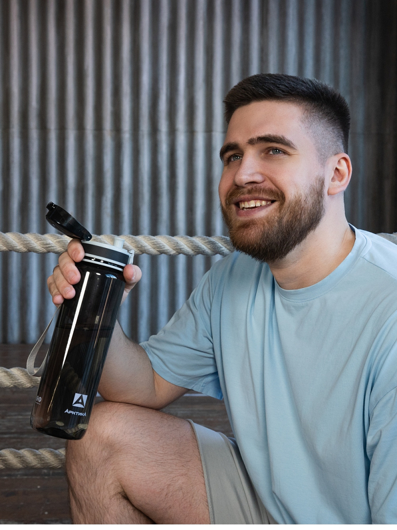 Питьевая бутылка 720 из тритана 1л, черная глянцевая, с ситечком - 6