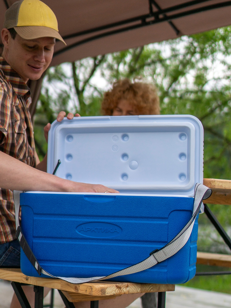 Синий термоконтейнер 2000 на 20 литров - 7