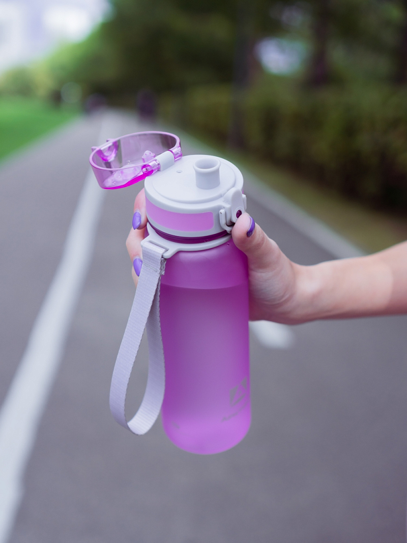 Питьевая бутылка 720 из тритана 0.5л, лавандовая матовая, с ситечком - 4