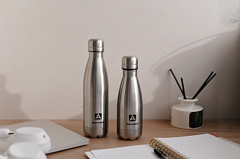 Сохраняет тепло и холод