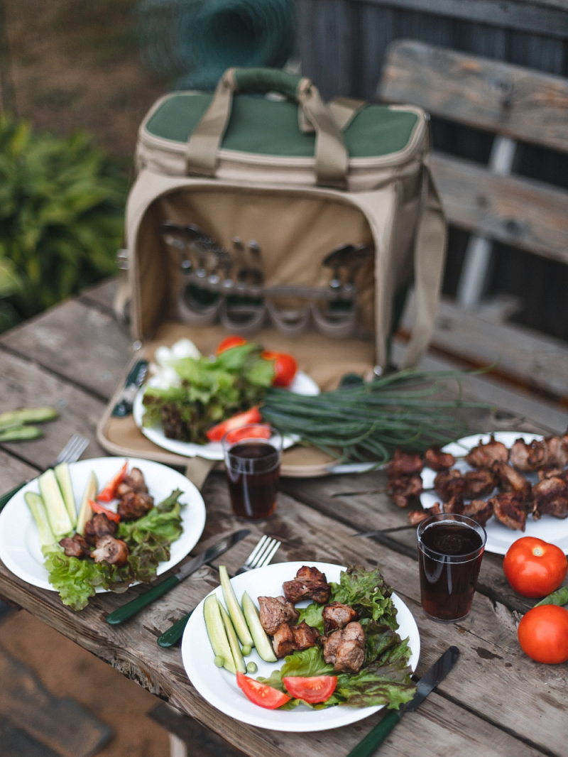 Зеленая сумка-холодильник 4100 с набором посуды на 4 чел - 4