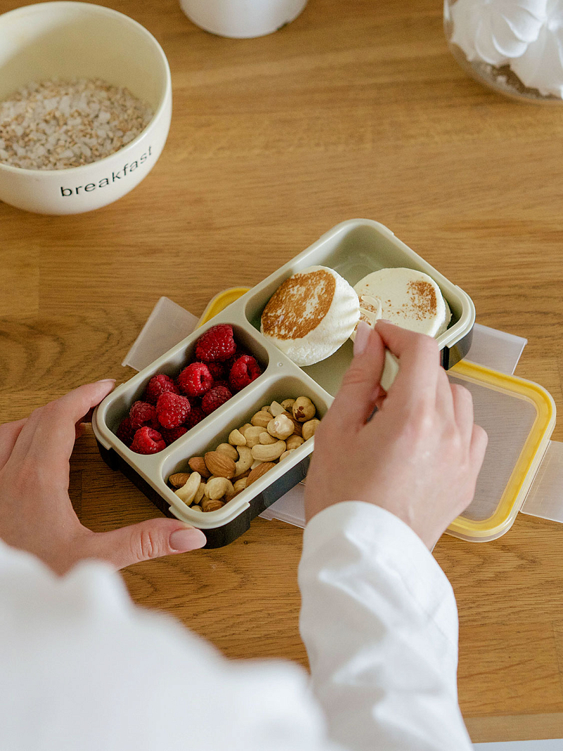 Ланч-бокс с отделениями на 0.42Л - 2 Ланч-бокс с отделениями на 0.42Л - 2