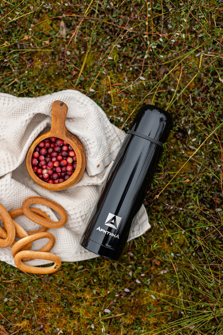 Черный глянцевый классический термос с узким горлом на 0.5л - 2 Черный глянцевый классический термос с узким горлом на 0.5л - 2