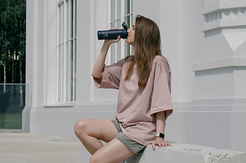 Узкий корпус