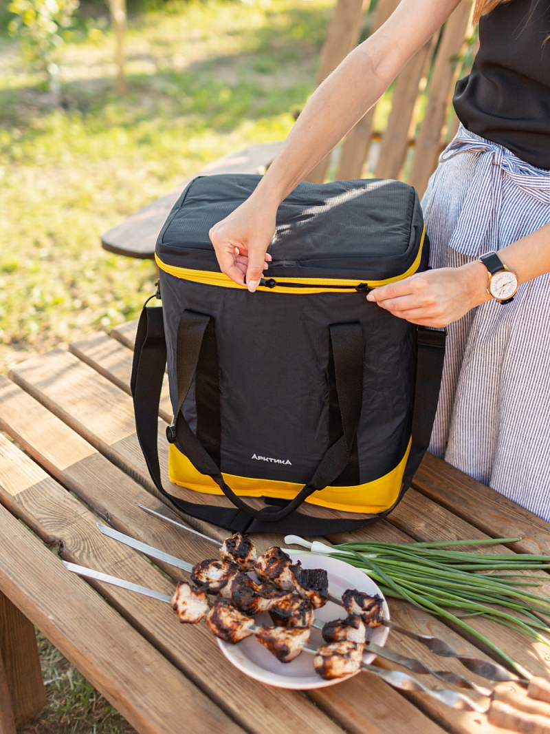 Термосумка 010 черная «Порт Диксон» на 20л  - 9