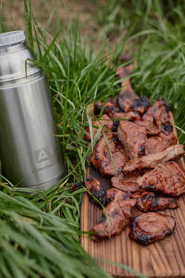 Термос серии 105 на 0.75л с лаковым покрытием и узким горлом - 2