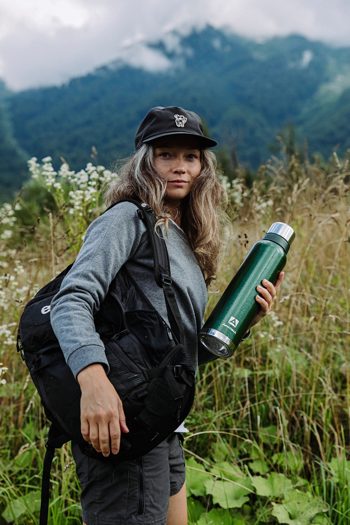 Зеленый термос с узким горлом на 1.6л - 6