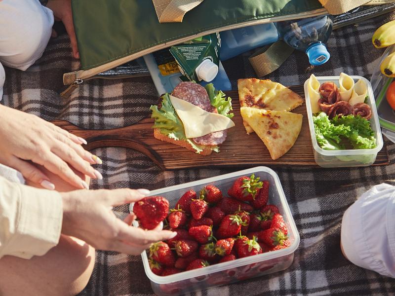 Что взять для пикника: подборки из 5 продуктов