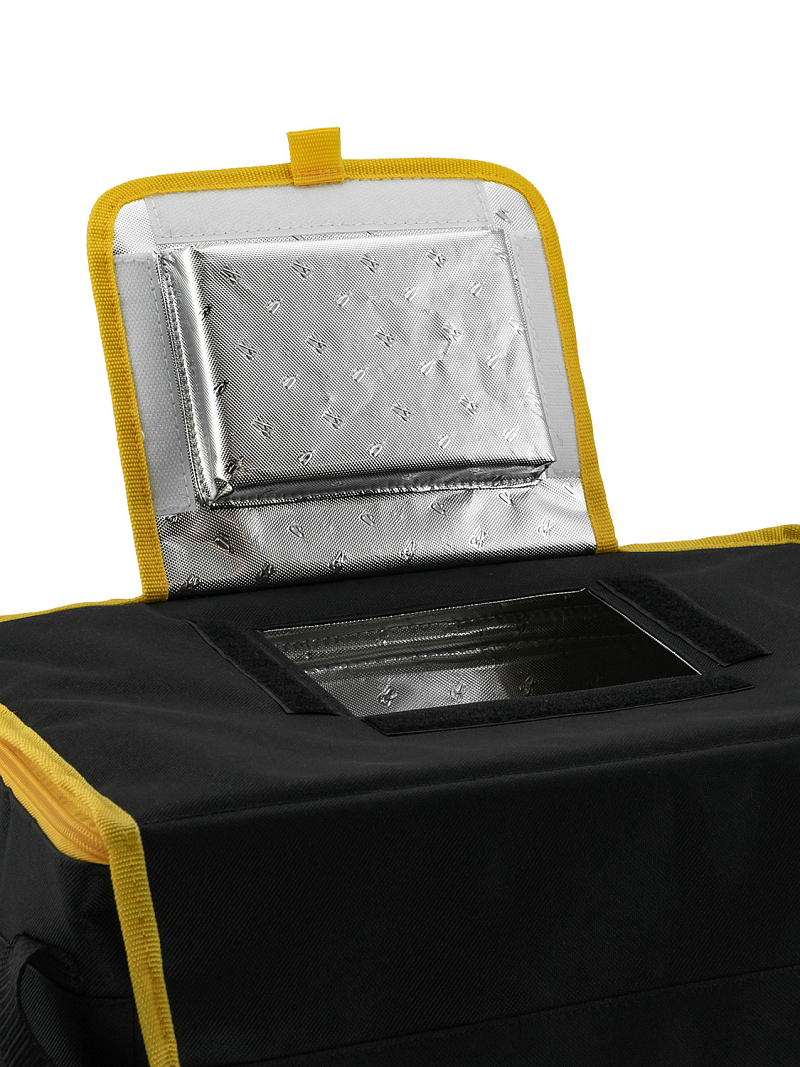 Черная сумка-холодильник 3001 классическая с люком на 30л - 3