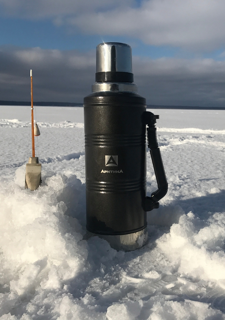 Черный термос 106 «УАЗИК» на 2.2л с ручкой - 2